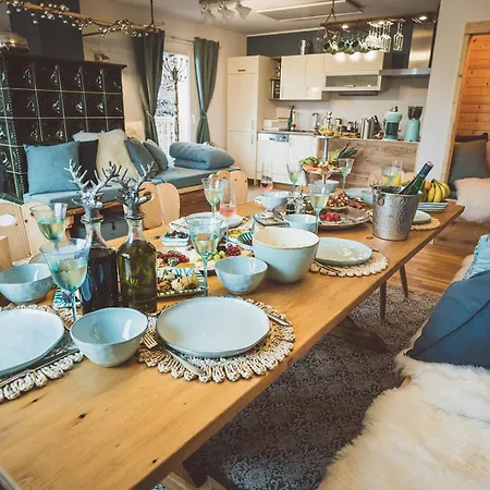 Luxus Fuer Familie Und Hund