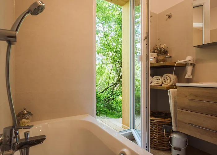 Luxus Fuer Familie Und Hund * باد اوسي