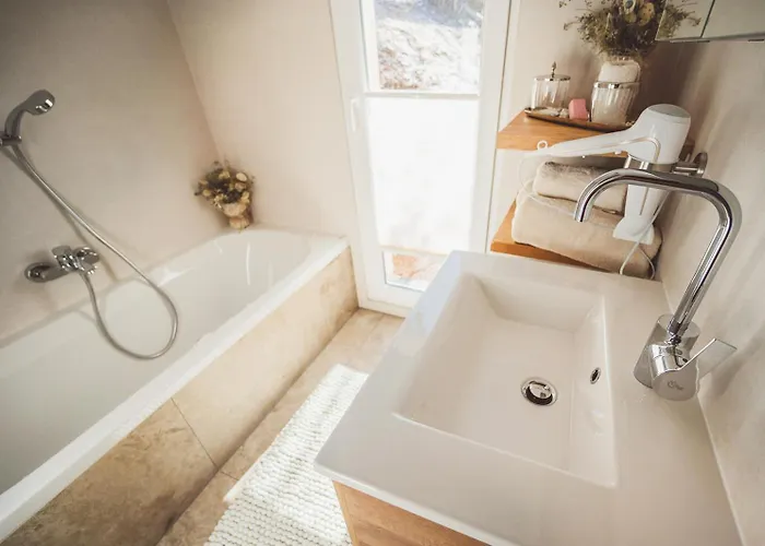 Luxus Fuer Familie Und Hund باد اوسي